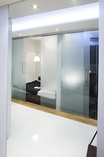 Konstrukcje Szklane Glass-Door